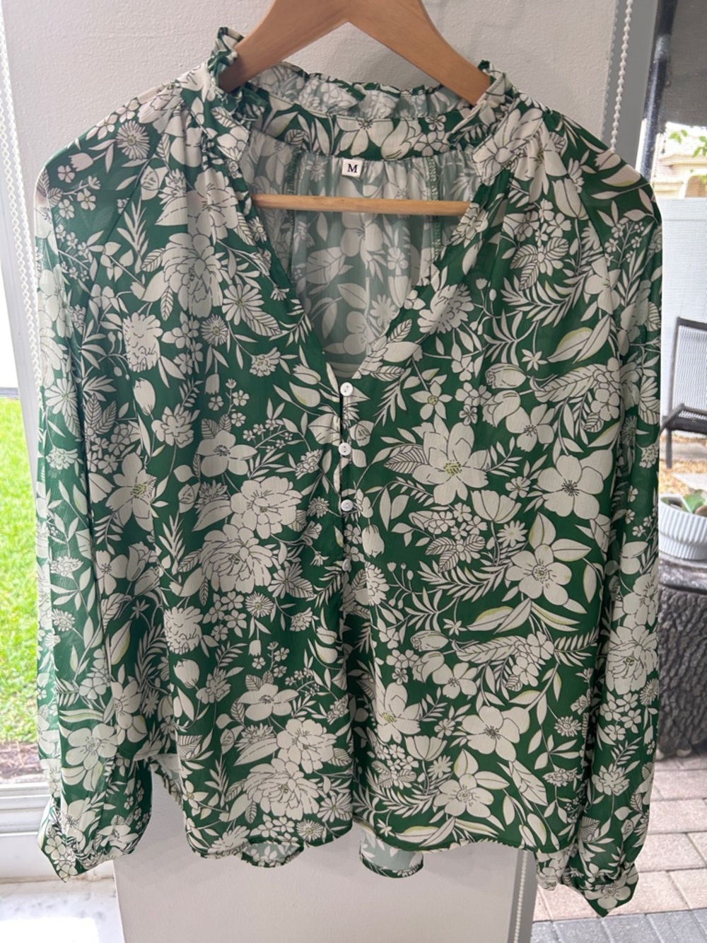 SHEIN Green and White Floral Button-Front Blouse